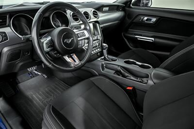 2022 Ford Mustang GT - Photo 19 - Joliet, IL 60435