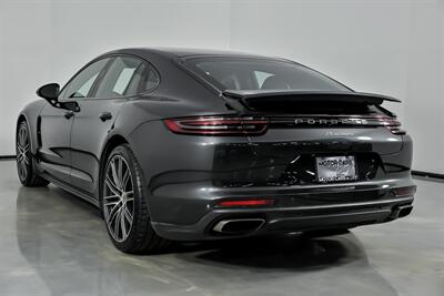 2017 Porsche Panamera - Photo 9 - Joliet, IL 60435