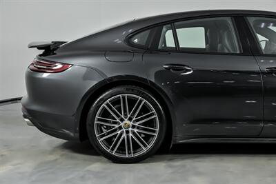 2017 Porsche Panamera - Photo 12 - Joliet, IL 60435