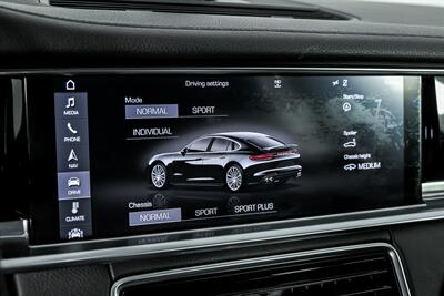 2017 Porsche Panamera - Photo 34 - Joliet, IL 60435