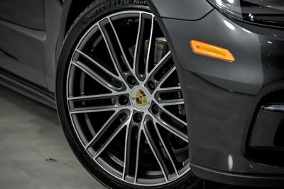 2017 Porsche Panamera - Photo 3 - Joliet, IL 60435