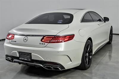 2017 Mercedes-Benz AMG S 63   - Photo 12 - Joliet, IL 60435