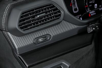 2024 Lamborghini Urus Performante   - Photo 28 - Joliet, IL 60435