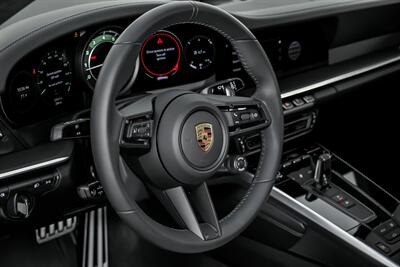 2025 Porsche 911 Turbo S-PAINT TO SAMPLE-HERITAGE INTERIOR! - Photo 28 - Joliet, IL 60435