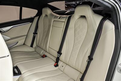 2022 BMW M8 Competition-MASSIVE $170K MSRP-CERAMICS-EXHAUST   - Photo 24 - Joliet, IL 60435