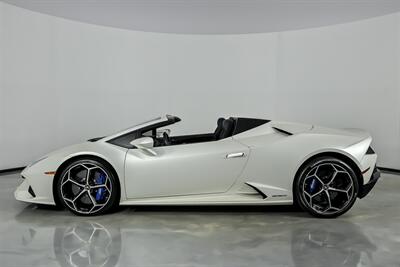 2020 Lamborghini Huracan EVO Spyder-RARE BALLOON WHITE PAINT!   - Photo 8 - Joliet, IL 60435