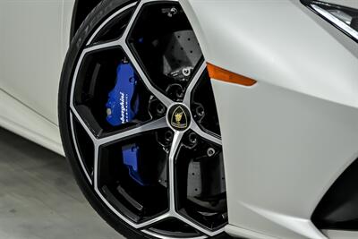 2020 Lamborghini Huracan EVO Spyder-RARE BALLOON WHITE PAINT!   - Photo 4 - Joliet, IL 60435