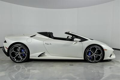 2020 Lamborghini Huracan EVO Spyder-RARE BALLOON WHITE PAINT!   - Photo 14 - Joliet, IL 60435
