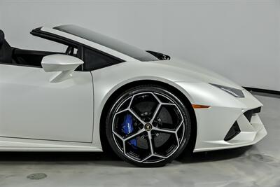 2020 Lamborghini Huracan EVO Spyder-RARE BALLOON WHITE PAINT!   - Photo 15 - Joliet, IL 60435