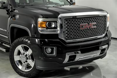 2016 GMC Sierra 2500HD Denali-MINT TRUCK   - Photo 3 - Joliet, IL 60435