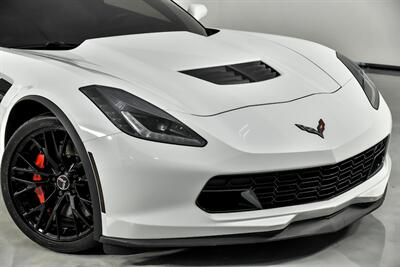 2015 Chevrolet Corvette Z06   - Photo 3 - Joliet, IL 60435