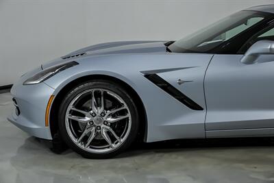 2017 Chevrolet Corvette Stingray Z51   - Photo 7 - Joliet, IL 60435