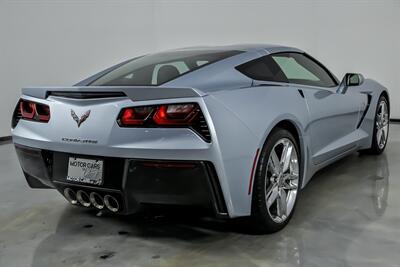2017 Chevrolet Corvette Stingray Z51   - Photo 12 - Joliet, IL 60435