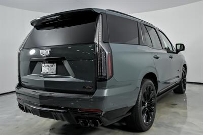 2026 Cadillac Escalade-V RARE EXECUTIVE PACKAGE!   - Photo 12 - Joliet, IL 60435