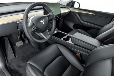 2023 Tesla Model Y Long Range   - Photo 19 - Joliet, IL 60435