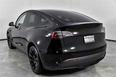 2023 Tesla Model Y Long Range   - Photo 10 - Joliet, IL 60435