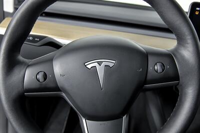 2023 Tesla Model Y Long Range   - Photo 26 - Joliet, IL 60435