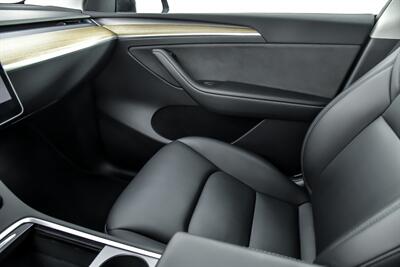 2023 Tesla Model Y Long Range   - Photo 41 - Joliet, IL 60435