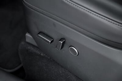 2023 Tesla Model Y Long Range   - Photo 25 - Joliet, IL 60435