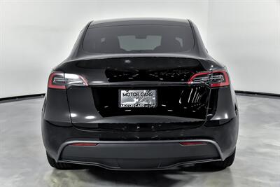 2023 Tesla Model Y Long Range   - Photo 11 - Joliet, IL 60435