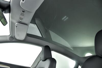 2023 Tesla Model Y Long Range   - Photo 22 - Joliet, IL 60435