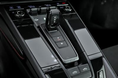 2022 Porsche 911 Targa 4 GTS   - Photo 47 - Joliet, IL 60435