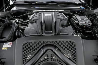 2023 Porsche Macan S   - Photo 17 - Joliet, IL 60435