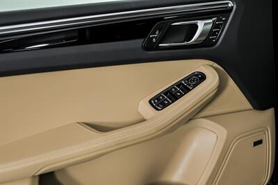 2023 Porsche Macan S   - Photo 18 - Joliet, IL 60435