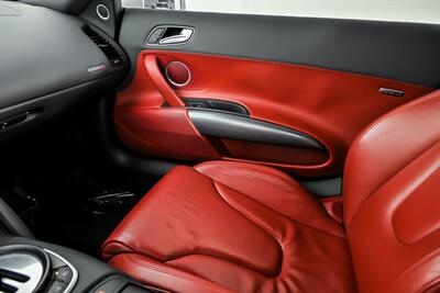2009 Audi R8 quattro-RARE GATED R8!   - Photo 33 - Joliet, IL 60435