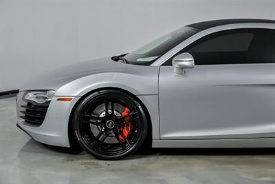 2009 Audi R8 quattro-RARE GATED R8!   - Photo 7 - Joliet, IL 60435