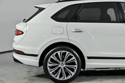 2021 Bentley Bentayga V8   - Photo 13 - Joliet, IL 60435