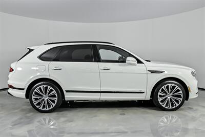 2021 Bentley Bentayga V8   - Photo 14 - Joliet, IL 60435