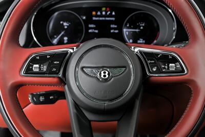 2021 Bentley Bentayga V8   - Photo 30 - Joliet, IL 60435