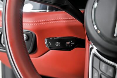 2021 Bentley Bentayga V8   - Photo 32 - Joliet, IL 60435