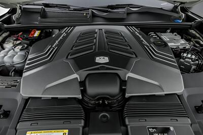 2022 Lamborghini Urus   - Photo 17 - Joliet, IL 60435