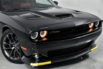 2022 Dodge Challenger R/T Scat Pack   - Photo 3 - Joliet, IL 60435