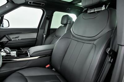 2025 Land Rover Range Rover Sport P460e Dynamic SE - Photo 23 - Joliet, IL 60435