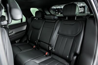 2025 Land Rover Range Rover Sport P460e Dynamic SE - Photo 25 - Joliet, IL 60435