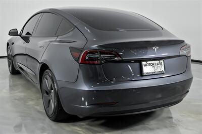 2022 Tesla Model 3   - Photo 10 - Joliet, IL 60435