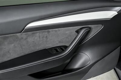 2022 Tesla Model 3   - Photo 18 - Joliet, IL 60435