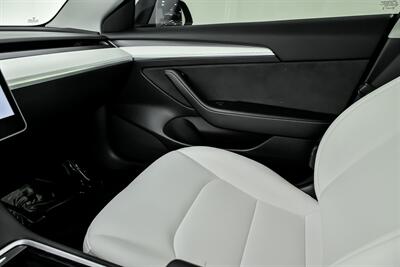 2022 Tesla Model 3   - Photo 41 - Joliet, IL 60435