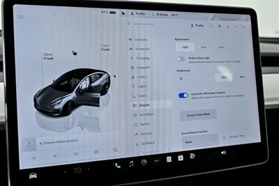 2022 Tesla Model 3   - Photo 38 - Joliet, IL 60435