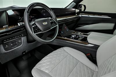 2025 Cadillac Escalade Sport Platinum - Photo 20 - Joliet, IL 60435