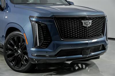 2025 Cadillac Escalade Sport Platinum - Photo 3 - Joliet, IL 60435