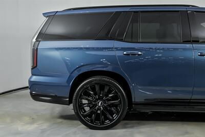 2025 Cadillac Escalade Sport Platinum - Photo 13 - Joliet, IL 60435