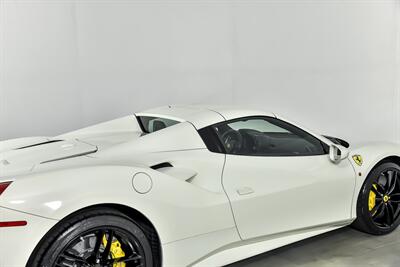 2018 Ferrari 488 Spider   - Photo 20 - Joliet, IL 60435