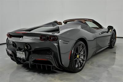 2024 Ferrari SF90 Spider -HUGE MSRP   - Photo 11 - Joliet, IL 60435