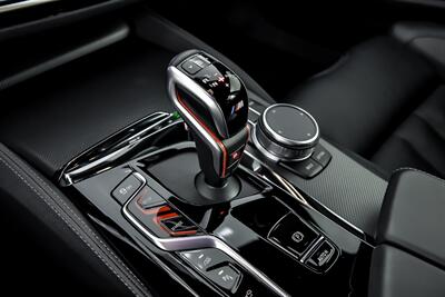 2022 BMW M5 COMPETITION   - Photo 38 - Joliet, IL 60435
