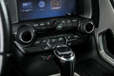 2015 Chevrolet Corvette Stingray   - Photo 31 - Joliet, IL 60435