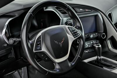 2015 Chevrolet Corvette Stingray   - Photo 23 - Joliet, IL 60435
